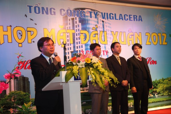 Hội nghị khách hàng – Gặp mặt đầu xuân 2012 của công ty CP Viglacera Hà Nội, công ty CP Viglacera Tiên Sơn và công ty CP Viglacera Thăng Long